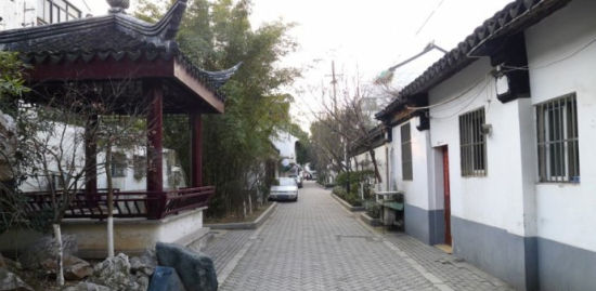 滚秀芳 滚秀芳